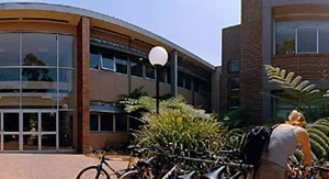 Вуллонгонгский университет. University of Wollongong