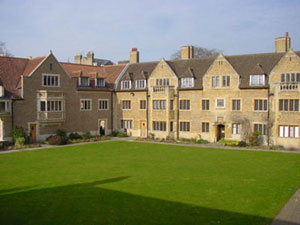 Bellerbys College